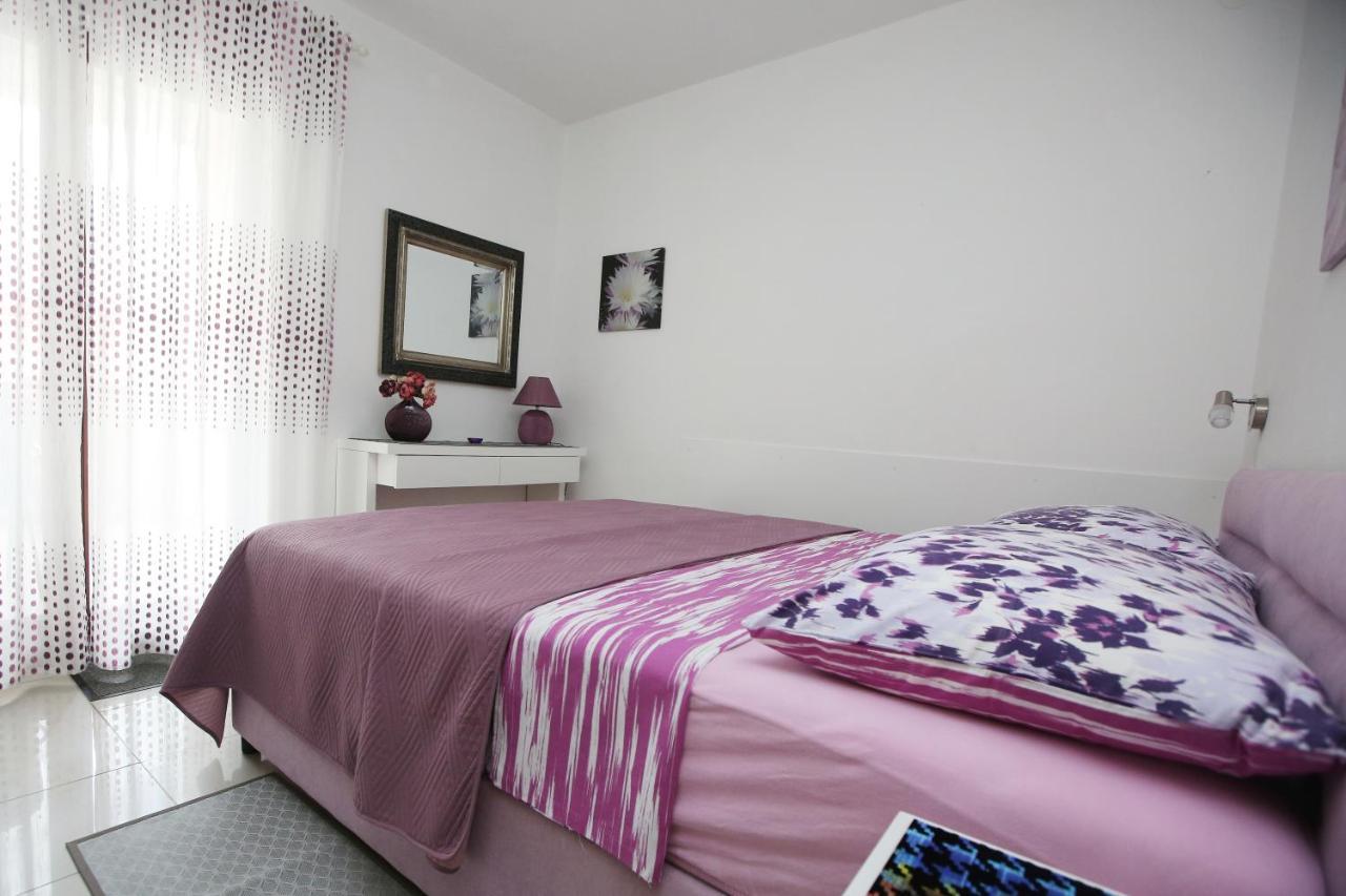 Stela Apartments Zablace Luaran gambar