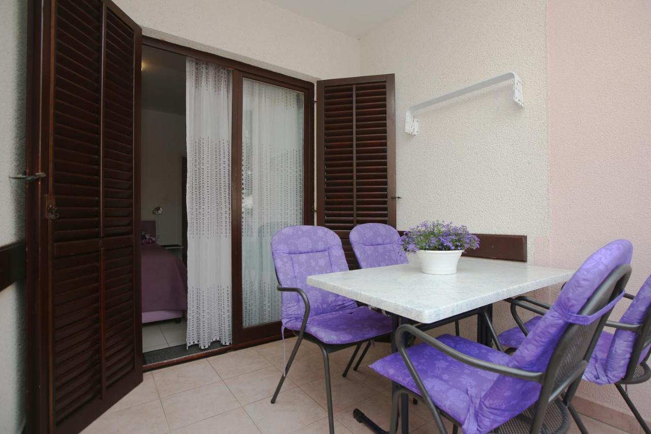 Stela Apartments Zablace Luaran gambar