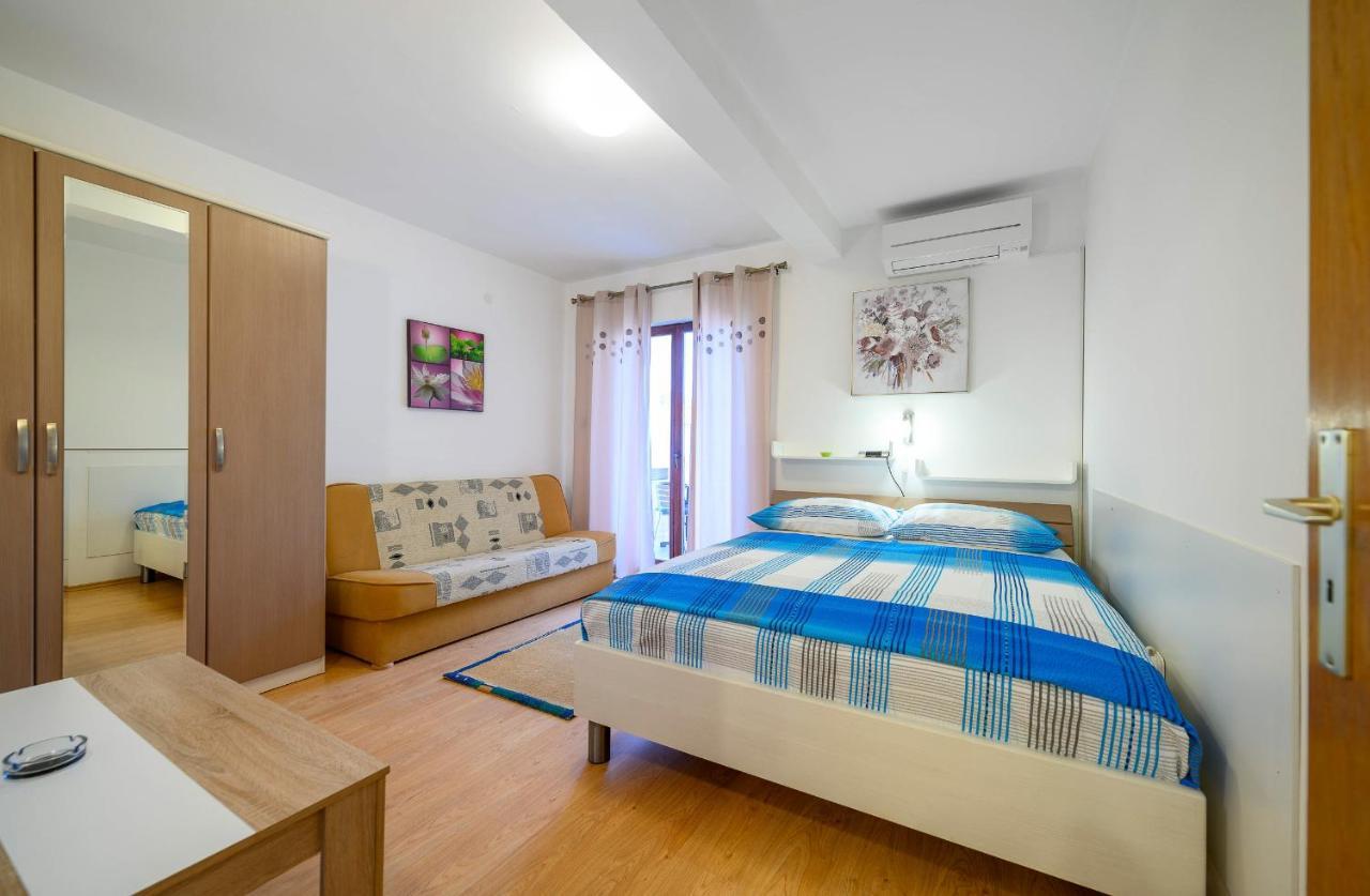 Stela Apartments Zablace Luaran gambar
