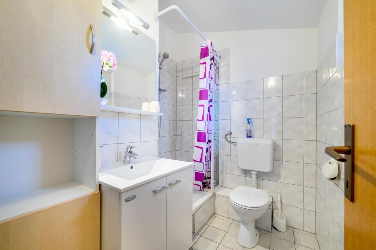 Stela Apartments Zablace Luaran gambar