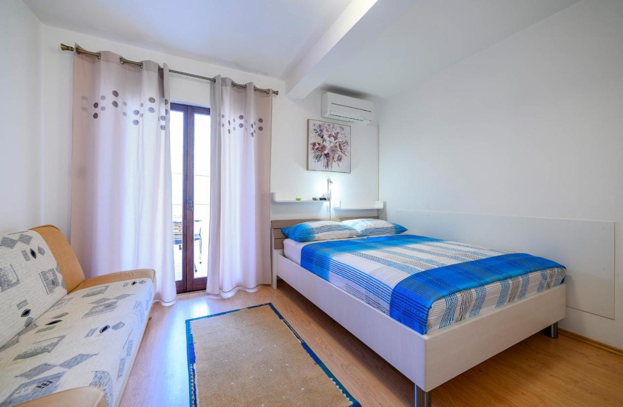 Stela Apartments Zablace Luaran gambar