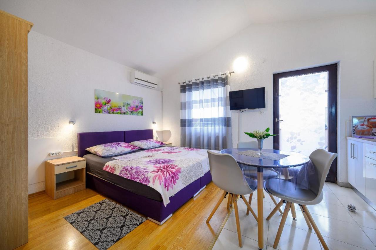 Stela Apartments Zablace Luaran gambar