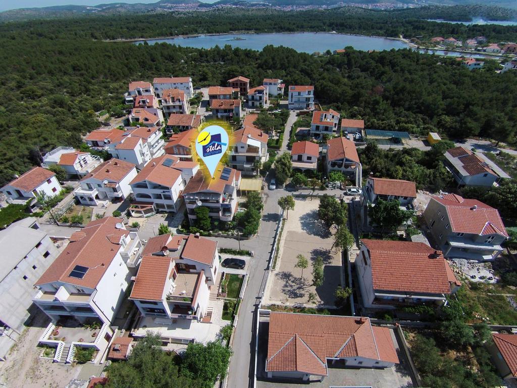 Stela Apartments Zablace Luaran gambar